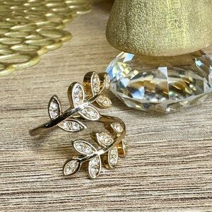 Gorgeous Sparkling Cubic Zirconia Floral Wrap Ring Gold Tone